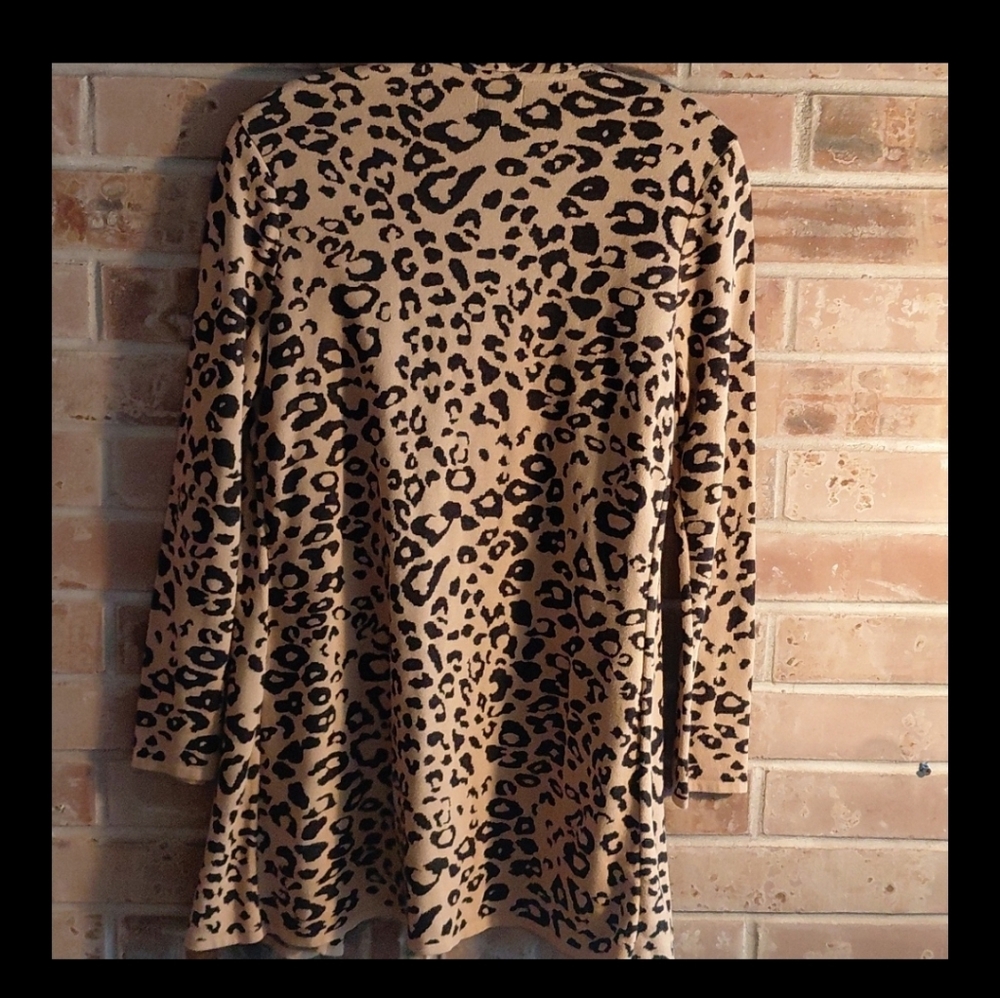 JM Collection Leopard Print Open Front Cardigan Beige Black PM - Picture 2 of 3